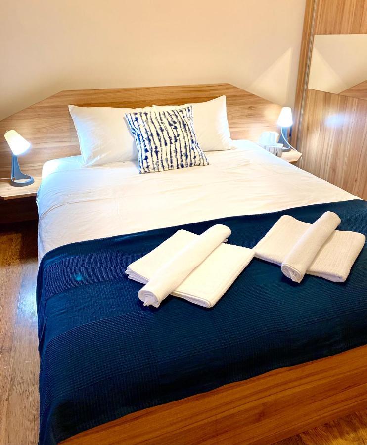 Henriett'S Cosy Place Сату Маре Екстериор снимка